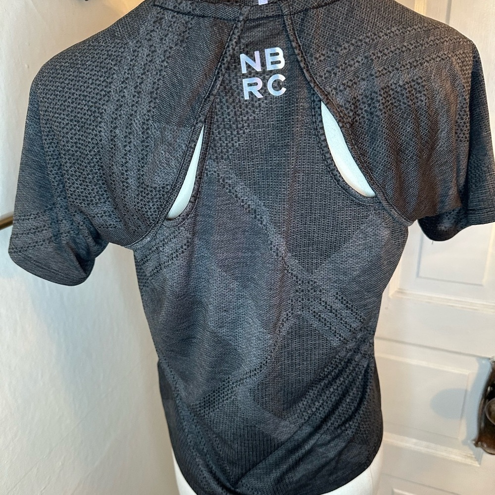 New Balance Women's Charcoal Tee - Picture 3 of 5